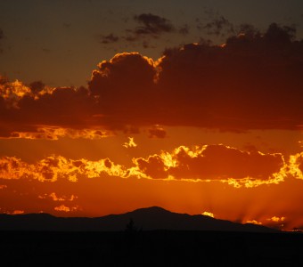 photo-gallery-JanetKravig-Sunset over Pikes Peak (1)